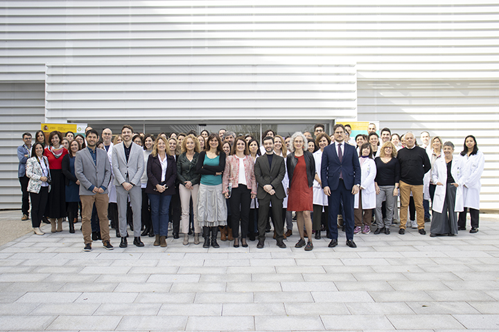 Noticia Pablo Bustinduy visita el Centro Nacional de Alimentación en el 50 Aniversario de su creación